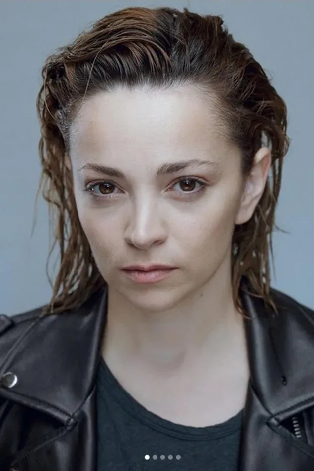 Обложка для Teona Dolnikova