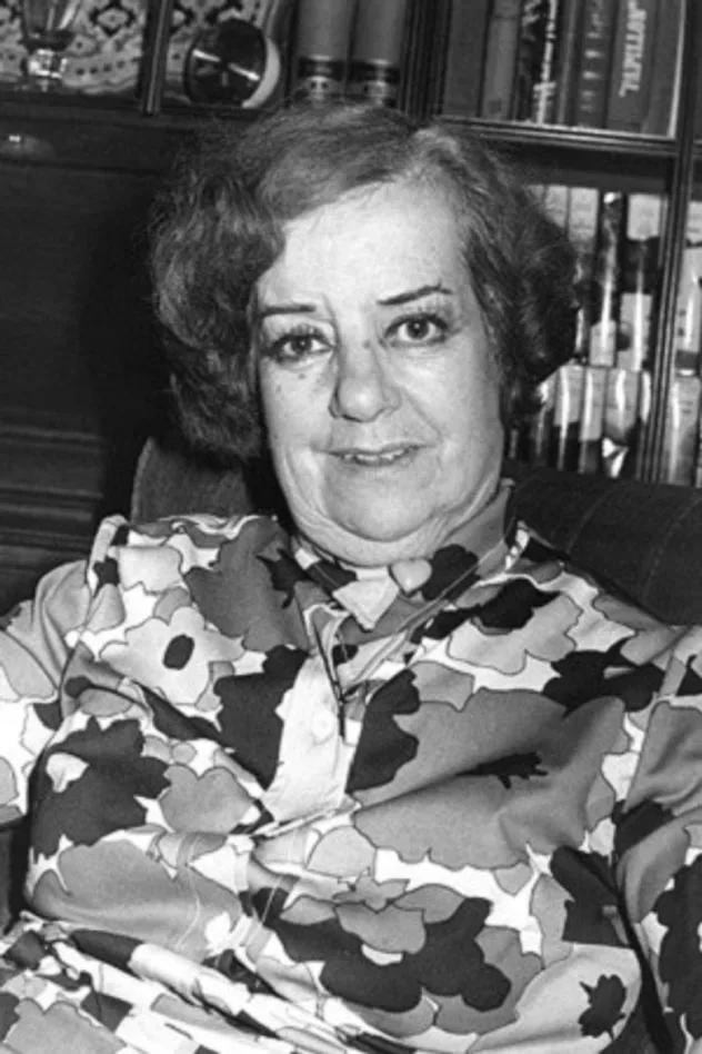 صورة الغلاف لـ Carmen Martínez Sierra