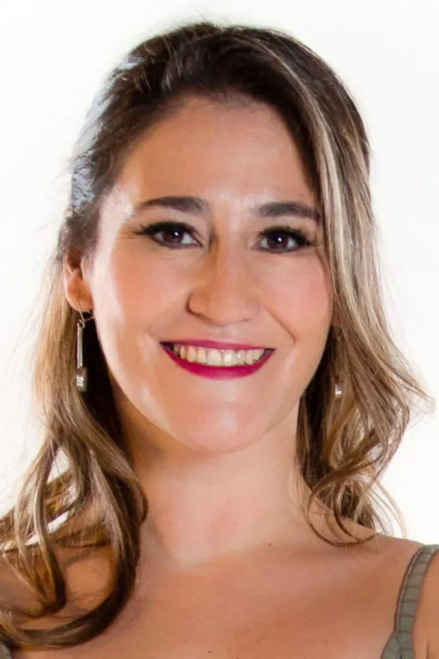 Imagen de portada para Belén Mora