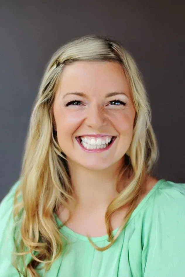 صورة الغلاف لـ Damaris Phillips
