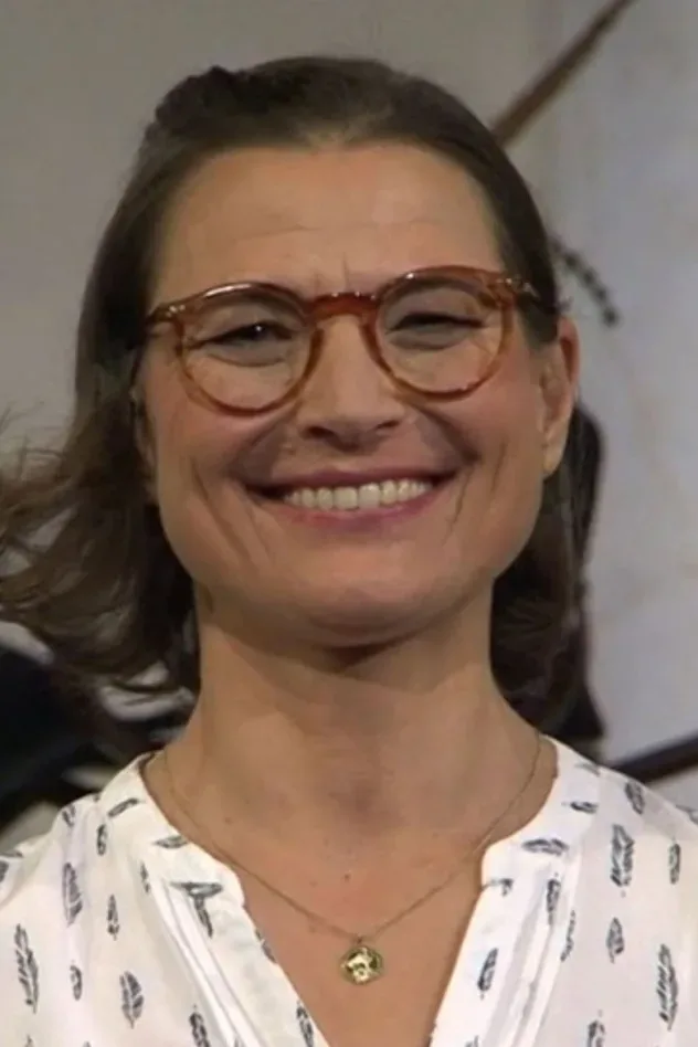 Imagen de portada para Julia Urban