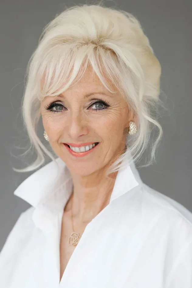 Обложка для Debbie McGee