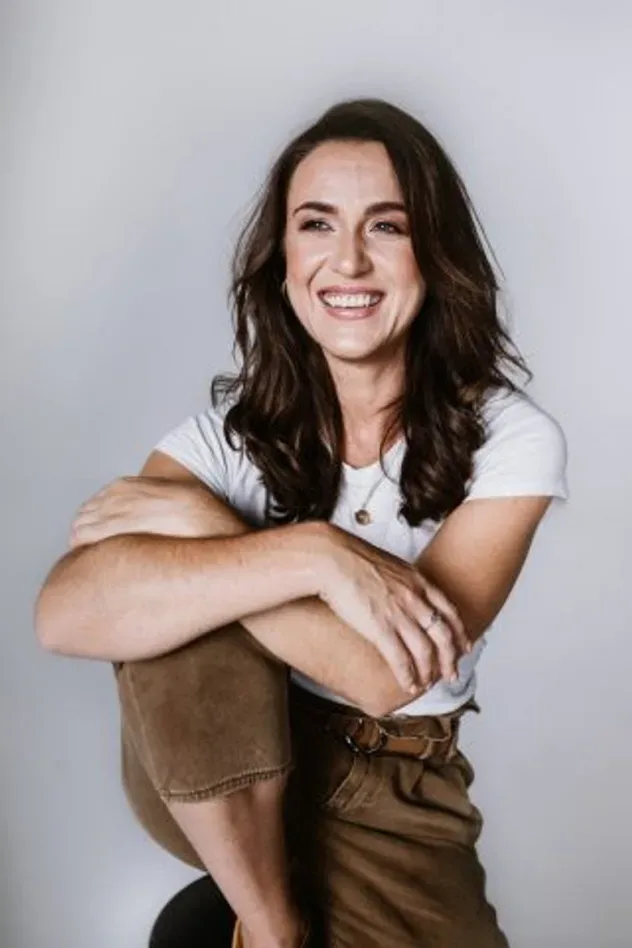 Imagen de portada para Cindy Swanepoel