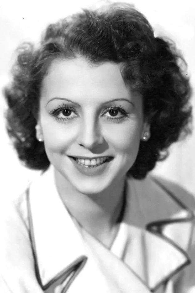 Renée Saint-Cyr için kapak görseli