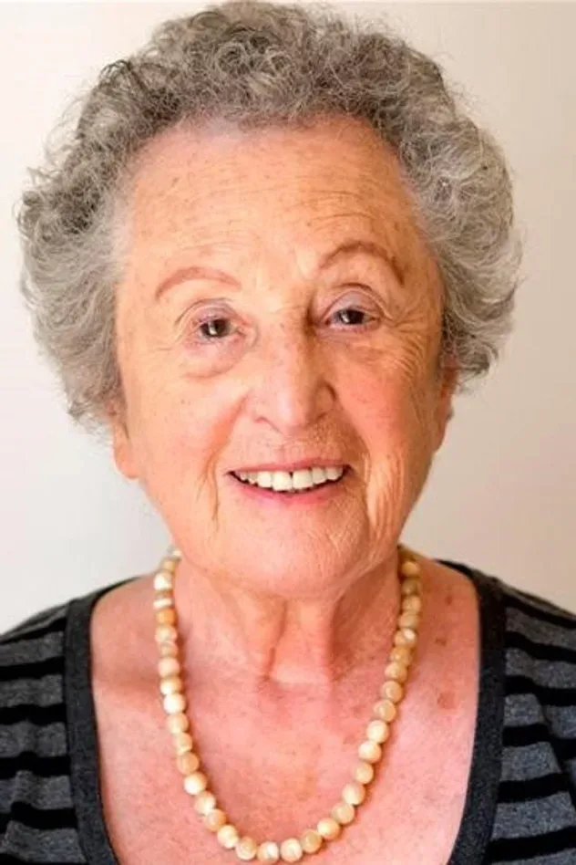 Imagen de portada para Sonia Elliman