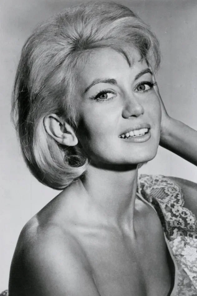 صورة الغلاف لـ Janette Scott