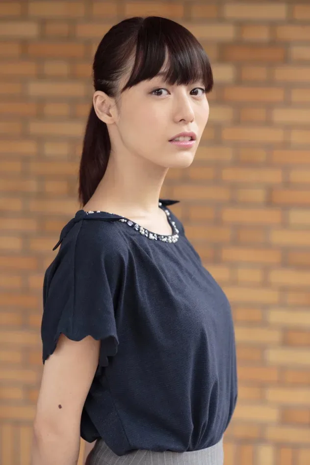 Обложка для 綱島恵里香