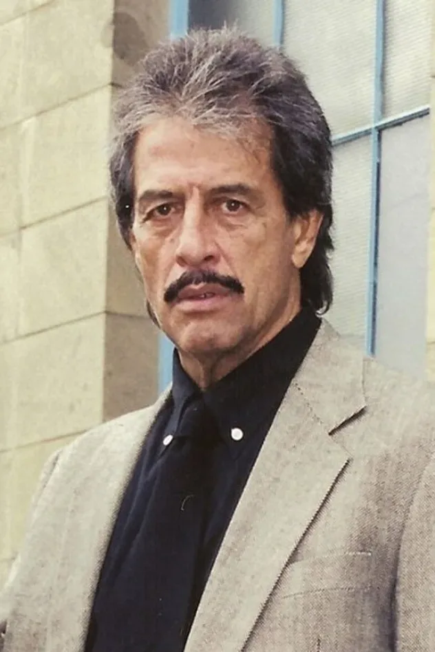Imagen de portada para Jorge Luke