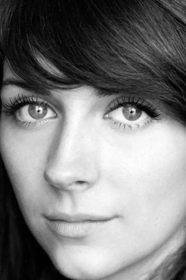 Imagen de portada para Claire Rafferty