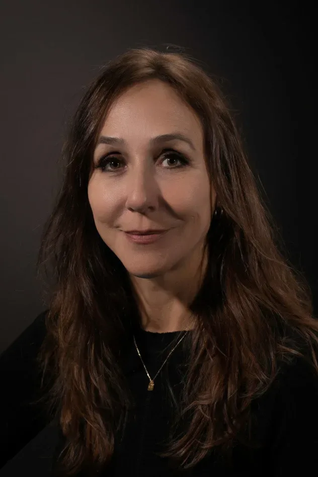 Обложка для Gabriela Cowperthwaite