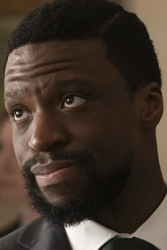 foto de Michael Luwoye
