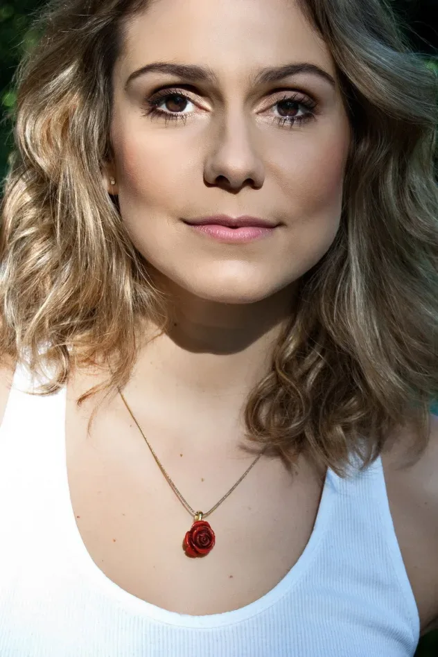 صورة الغلاف لـ Aline Fanju