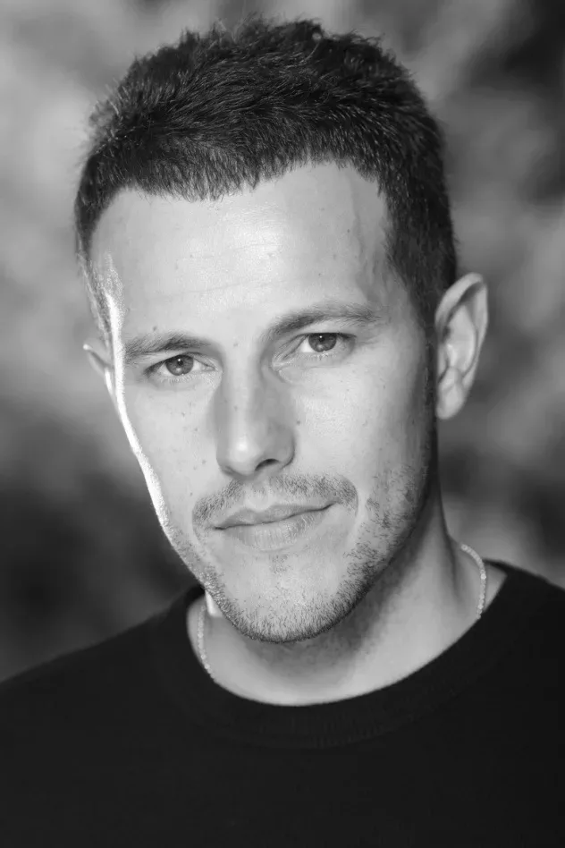 Обложка для Lee Latchford-Evans