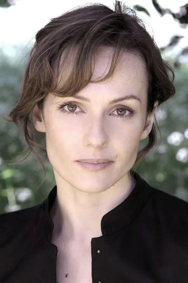 Обложка для Emma Campbell-Jones