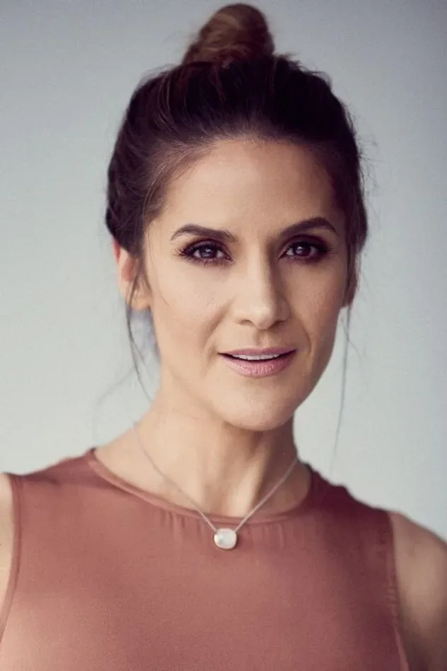 Imagen de portada para Amanda Byram