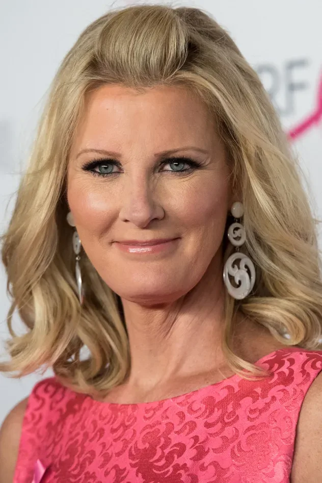 Обложка для Sandra Lee