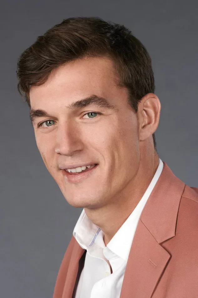 Обложка для Tyler Cameron