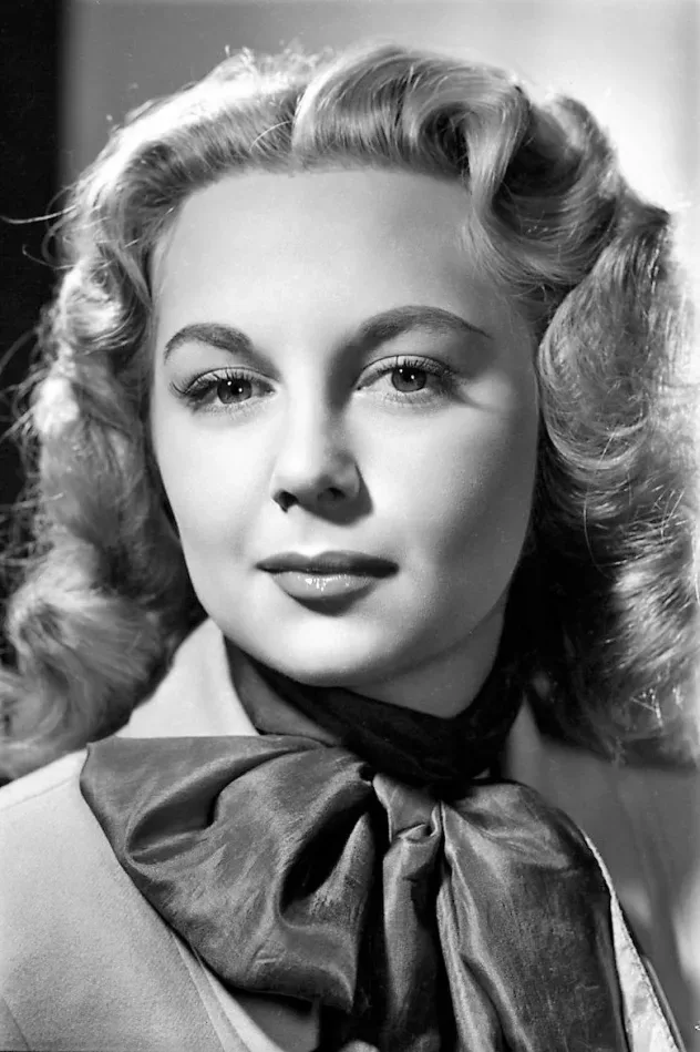 صورة الغلاف لـ Joan Lorring