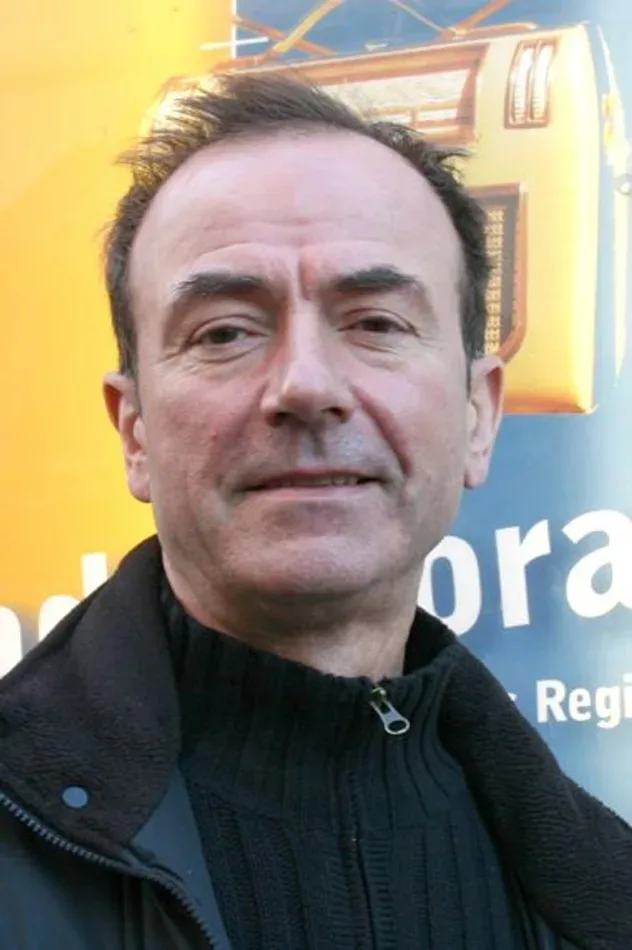 Обложка для Hugh Cornwell