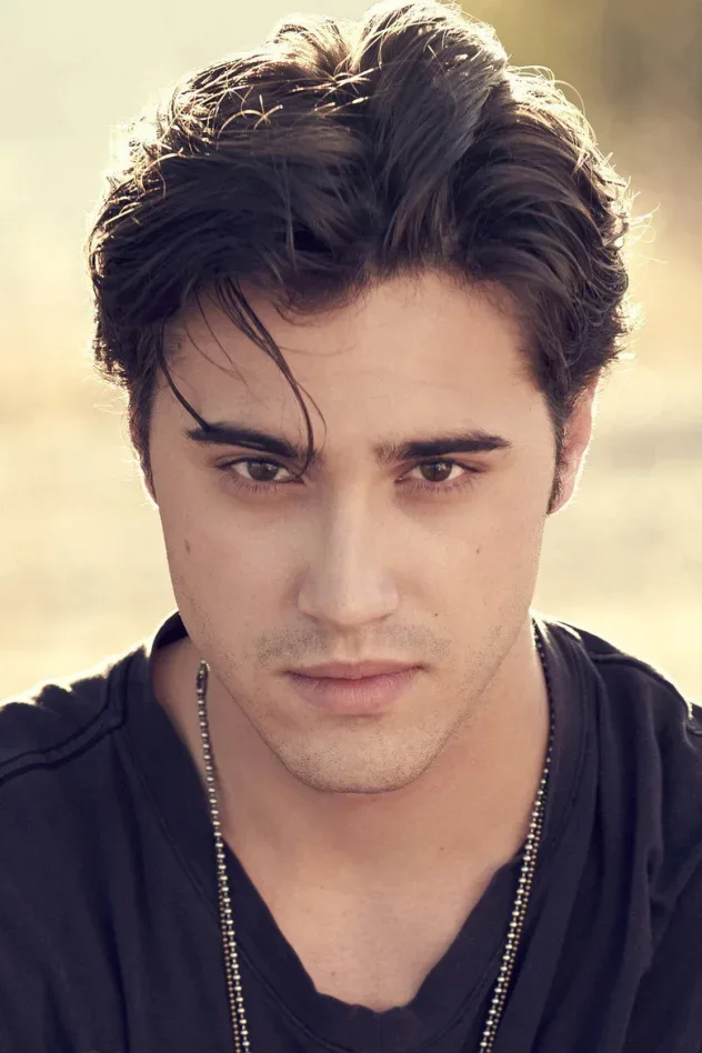 Обложка для Ryan McCartan
