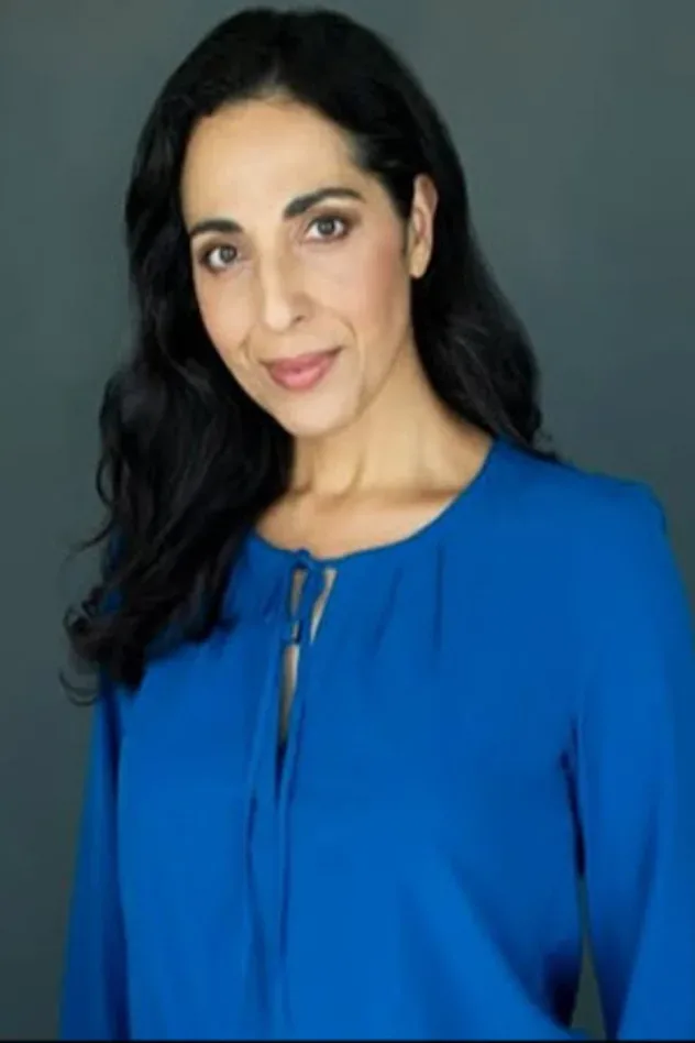 Christina Tannous için kapak görseli