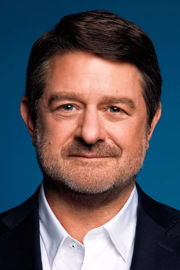Imagen de portada para Claudio Orrego