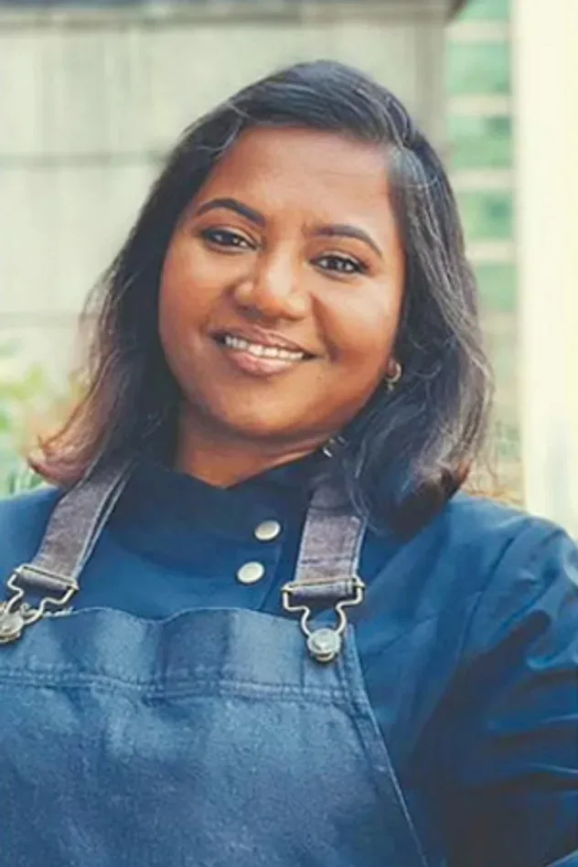 Обложка для Aarthi Sampath
