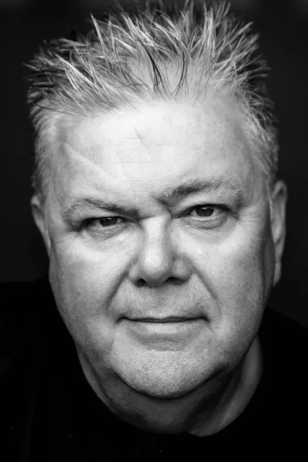 Martyn Ellis için kapak görseli