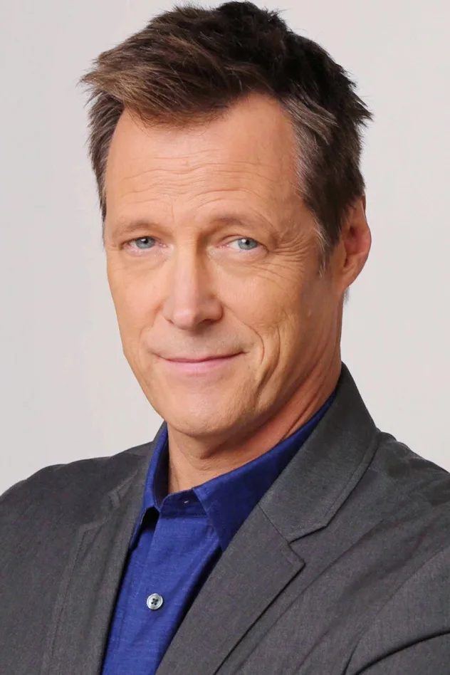 Matthew Ashford fotoğrafı