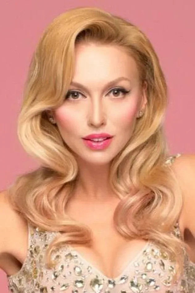 Обложка для Olia Poliakova