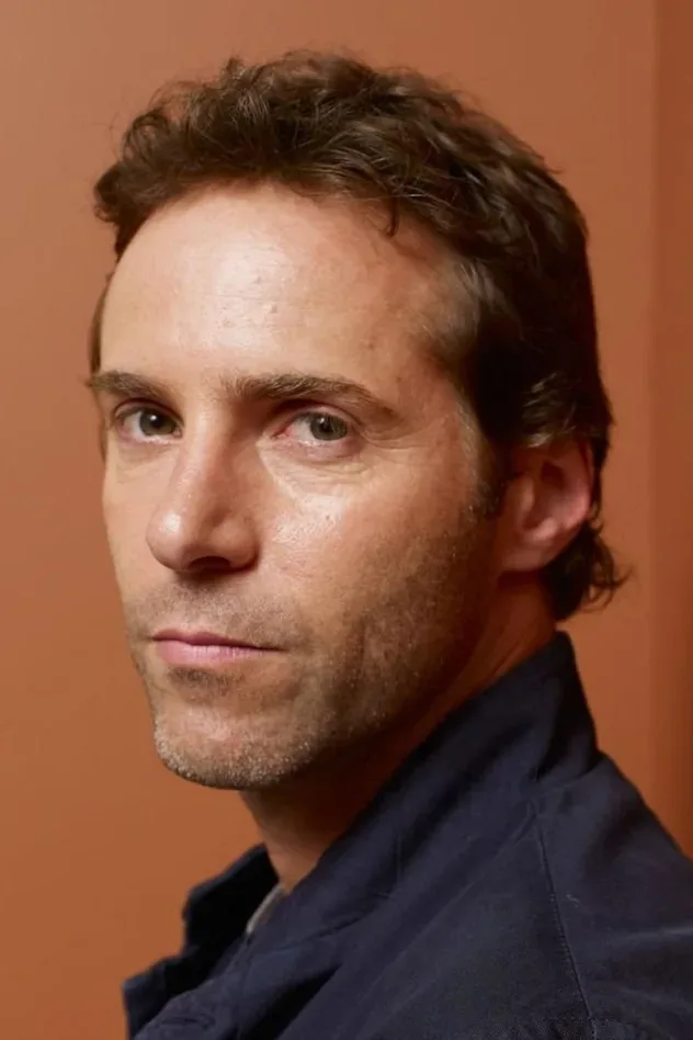 Обложка для Alessandro Nivola