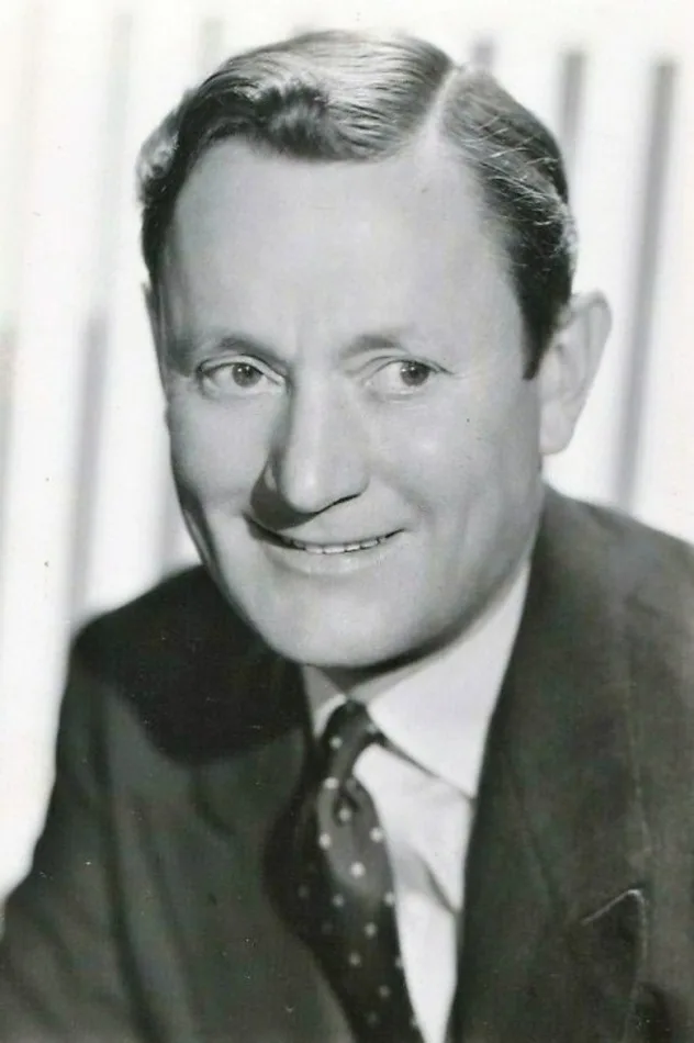 Roscoe Karns photo