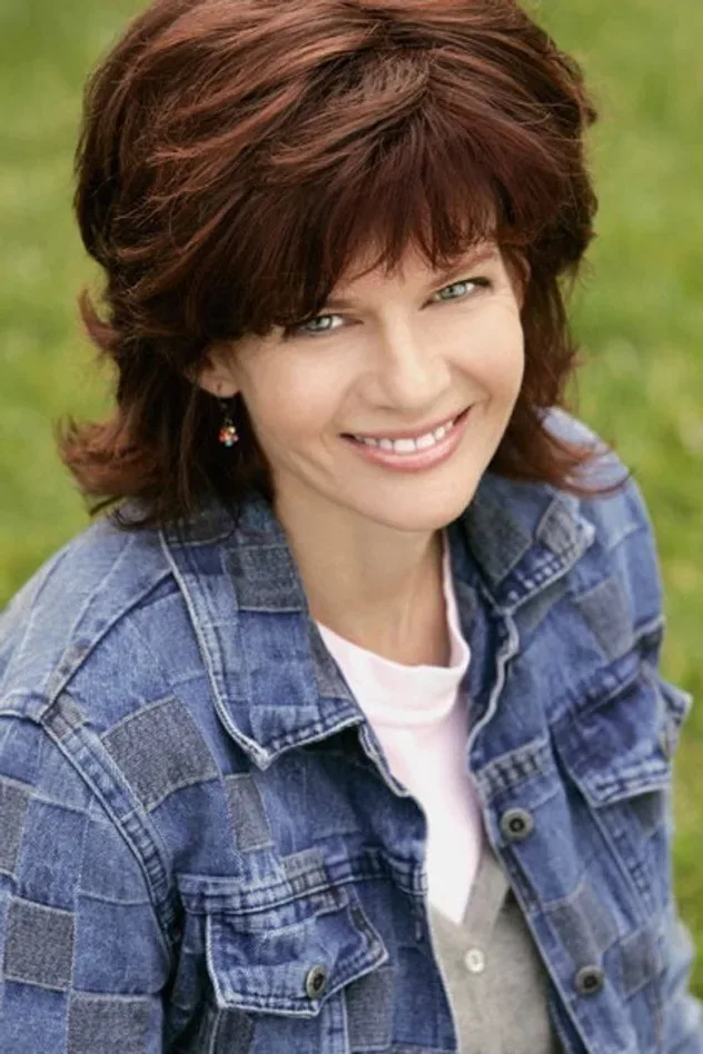 صورة الغلاف لـ Laura Summer