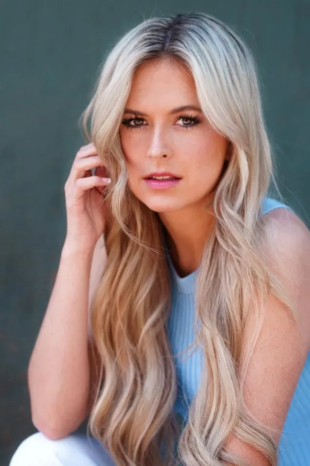 Обложка для Kylee Anderson