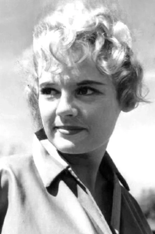 Обложка для Carol Nugent