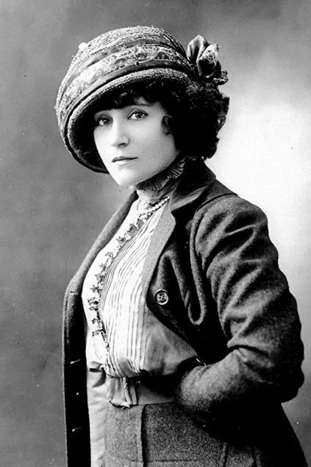 Imagen de portada para Colette