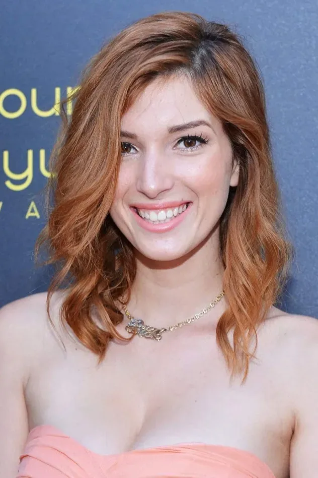 Обложка для Dani Thorne