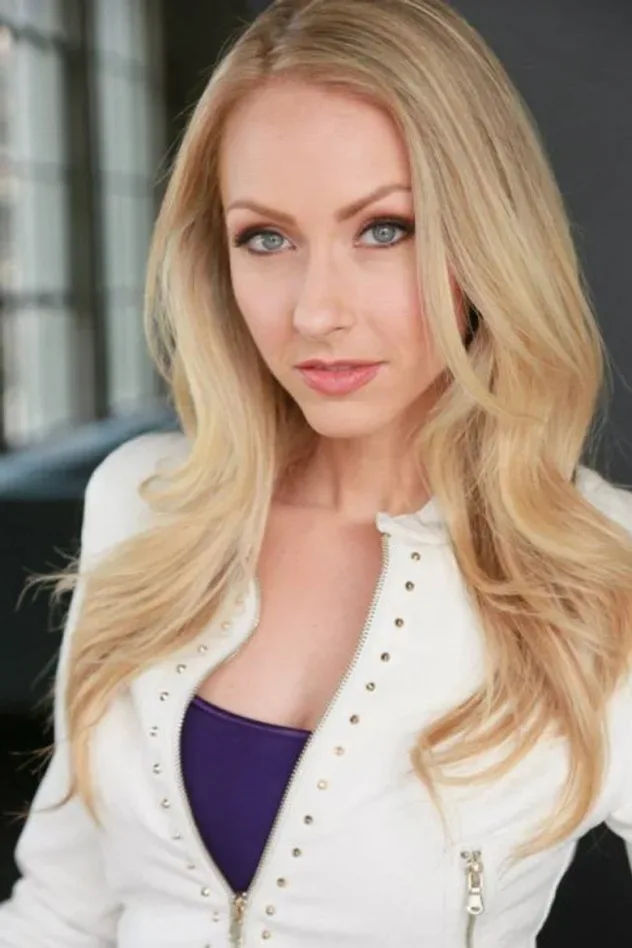 صورة الغلاف لـ Lauren Olipra