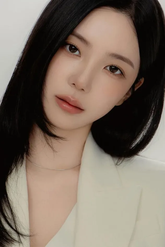 صورة الغلاف لـ Yun Ha-jeong