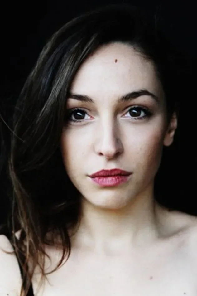 صورة الغلاف لـ Lucie Aron
