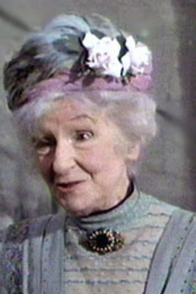 صورة الغلاف لـ Nora Nicholson