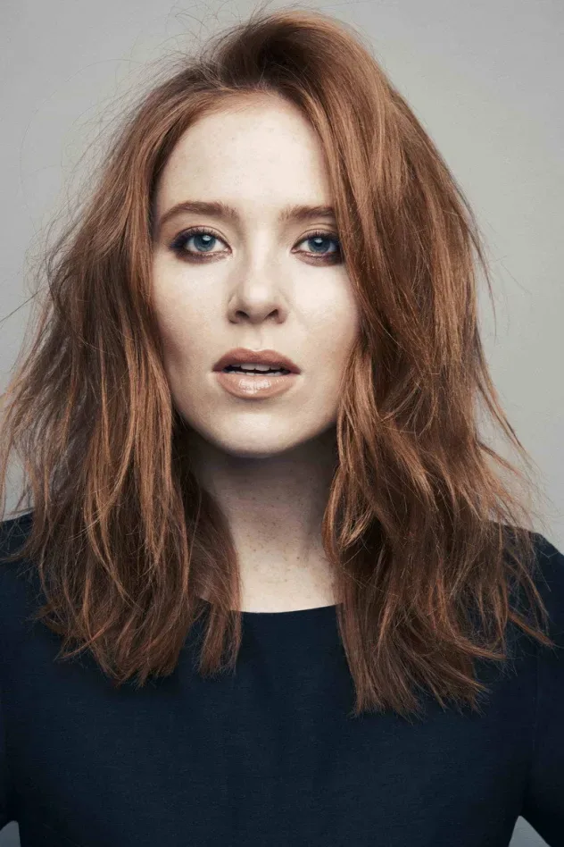 Обложка для Angela Scanlon