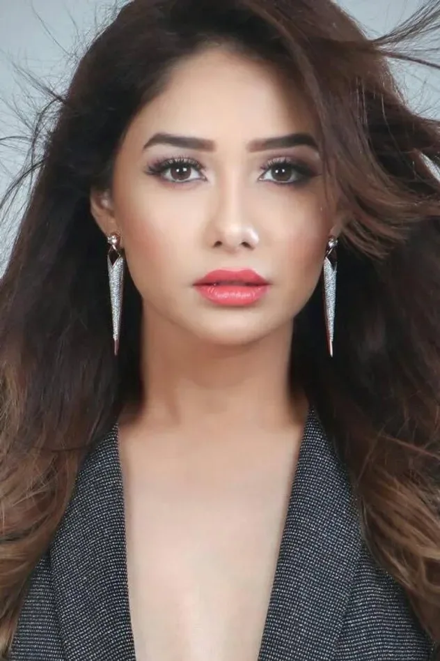 Cover image for Leena Jumani