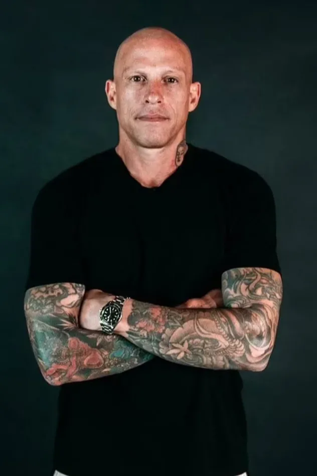 Imagen de portada para Ami James