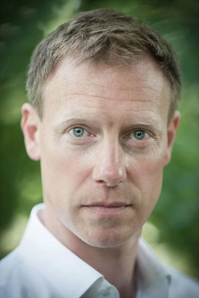 фото Charles De'Ath