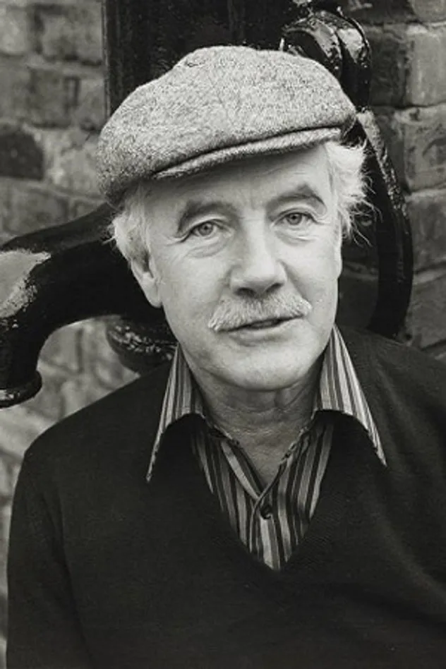 Fulton Mackay fotoğrafı