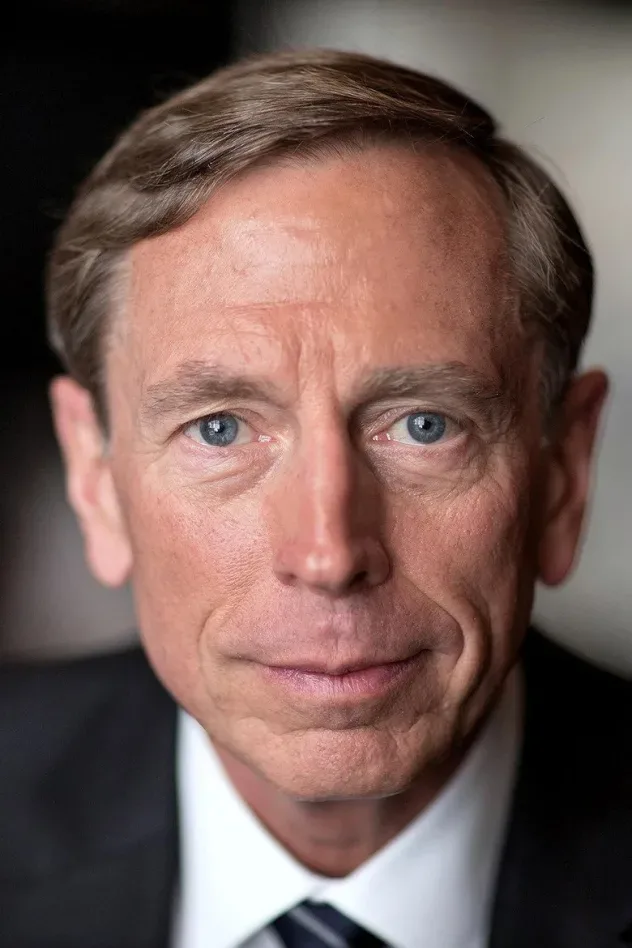 صورة الغلاف لـ David Petraeus