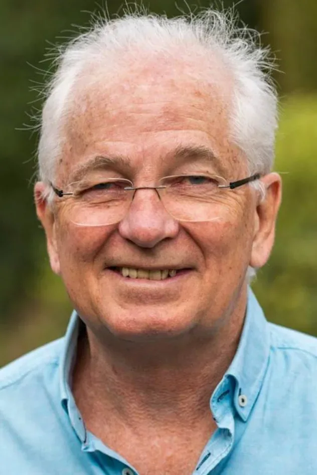 Обложка для David Gower