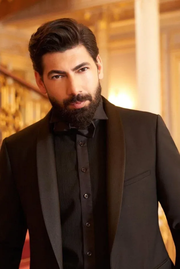 Cover image for Tolga Yüce