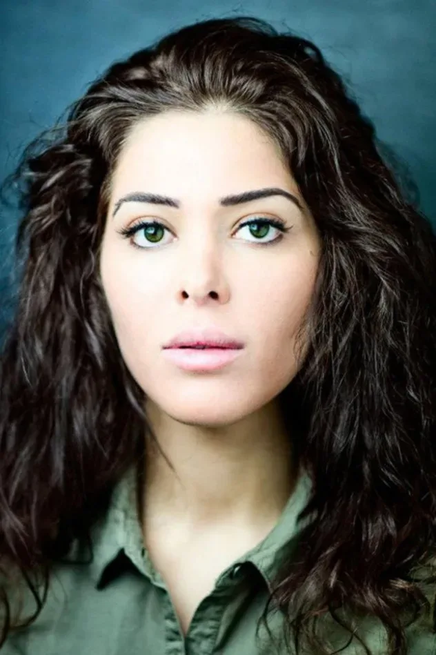 Samira El Ouassil için kapak görseli